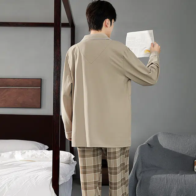 梦特娇 复古翻领开衫长袖长裤家居服可外穿 简约舒适柔软亲肤保暖上衣睡衣套装 男款 棕色