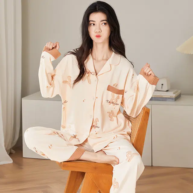 梦特娇 甜美简约开衫翻领纯棉长袖上衣休闲长裤可外穿 拼色设计休闲风舒适百搭亲肤柔软保暖家居服睡衣套装 秋冬季 女款 两件套 杏色