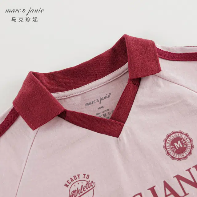 MARC&JANIE V-Neck Raglan Long Sleeve Tee