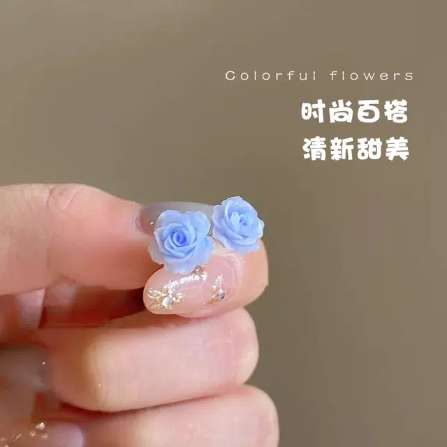 【花开半夏】 零界 甜美清新彩色花朵 小巧精致 不重样 防过敏养耳洞耳饰套装 塑料 耳钉 男女同款情侣款