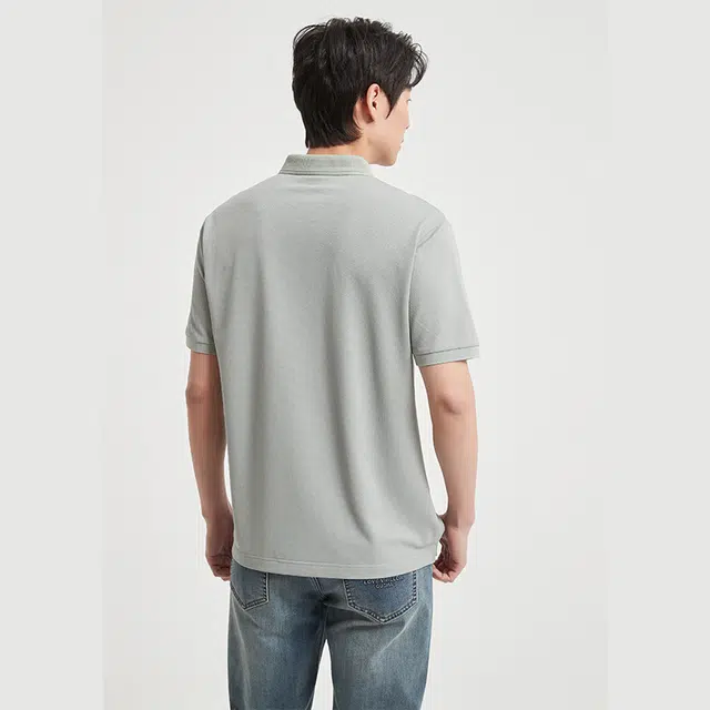Polo - -