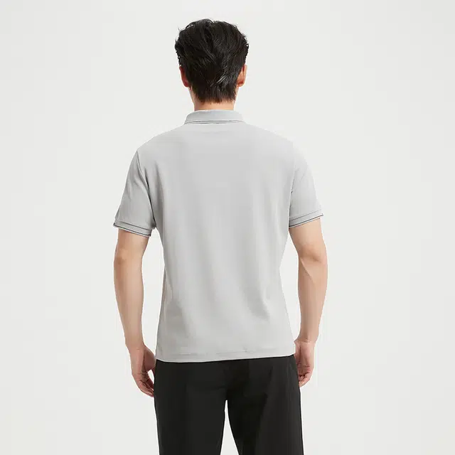 Polo - -