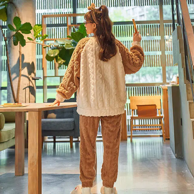 欧诗帛 珊瑚绒卡通法兰绒加绒加厚长袖长裤睡衣套装 女款 图片色