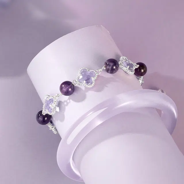 【一步一响】 金六福吉祥 新中式紫色幸运紫水晶叠戴套装优雅桃花朵朵精致显白高级感 大气日常通勤百搭转运珠招桃花#好运天然 琉璃 手镯 女款