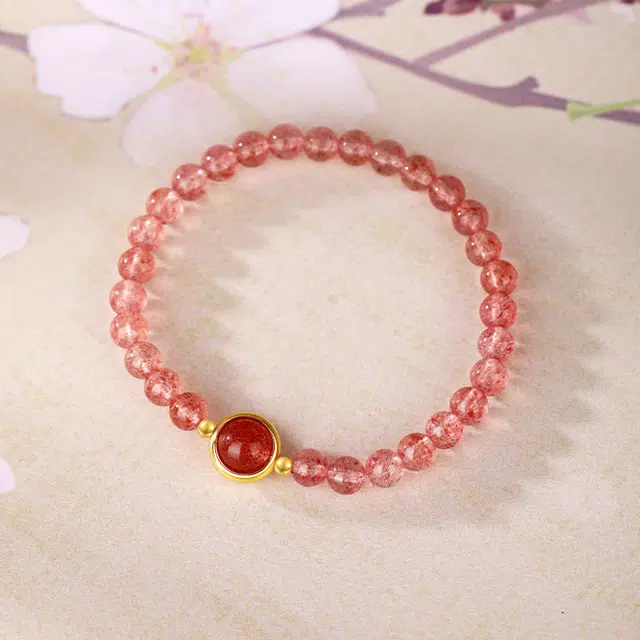 【招桃花人缘好】 金六福吉祥 爱情财富良缘集聚甜美可爱浪漫手饰新中式国潮风时尚百搭通勤必备事事顺利礼盒装#好运天然 草莓晶 手串 女款