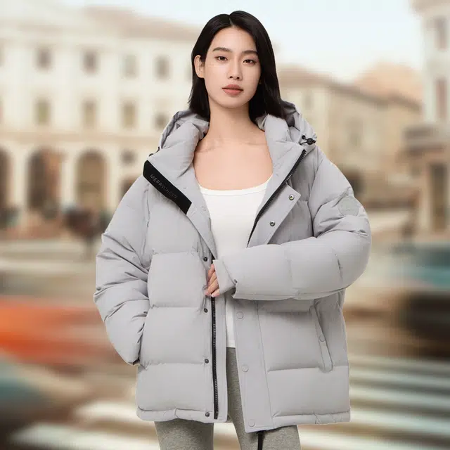 美力城 蓬松高弹锁温防水耐磨户外羽绒服 女款