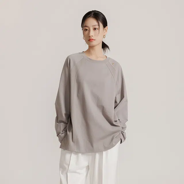 美力城 纯色圆领质感高级感复古风卫衣 女款