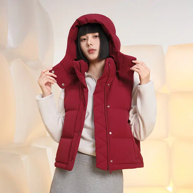 美力城 新款轻暖休闲外搭连帽保暖轻薄三防无袖羽绒服 女款