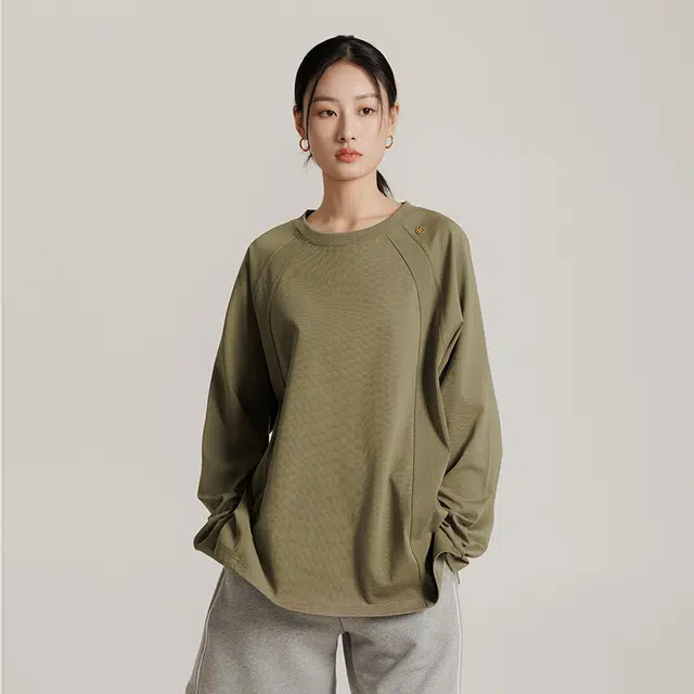 美力城 纯色圆领质感高级感复古风卫衣 女款
