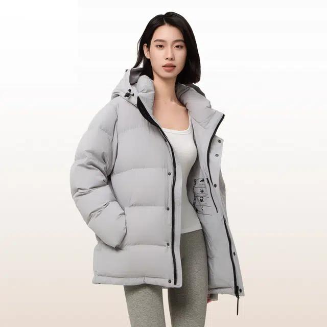 美力城 蓬松高弹锁温防水耐磨户外羽绒服 女款
