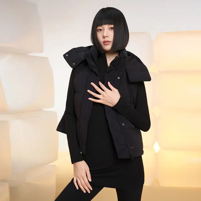 美力城 新款轻暖休闲外搭连帽保暖轻薄三防无袖羽绒服 女款