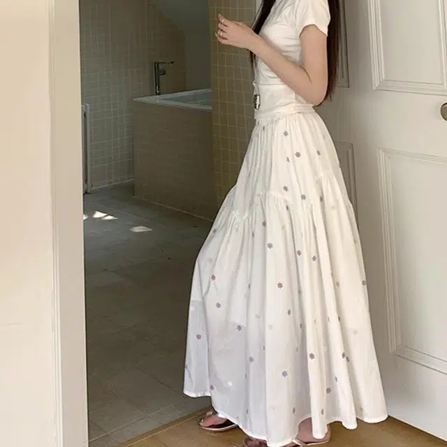 涂诗菲 纯色简约百搭休闲长裙 女款 白色