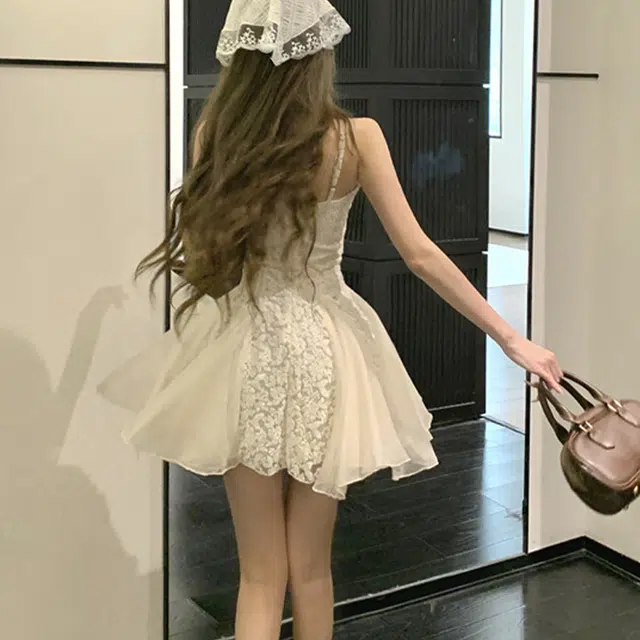 涂诗菲 高级感蕾丝小众蓬蓬吊带连衣裙 女款 图片色