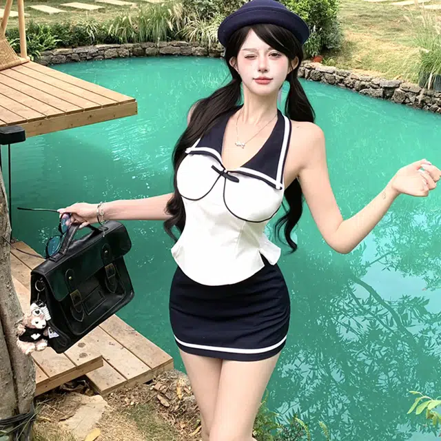 涂诗菲 纯欲风甜妹撞色海军领挂脖吊带背心设计感高腰显瘦包臀裙无袖裙装套装 女款