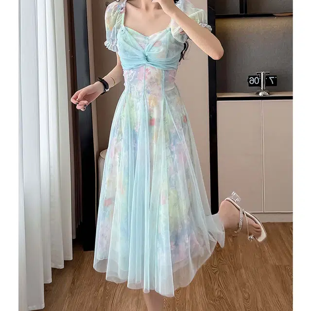 涂诗菲 甜美少女纯欲风收腰显瘦短袖连衣裙 女款