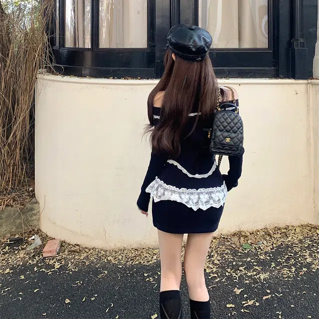 涂诗菲 韩系学院风一字肩修身长袖上衣甜美高腰显瘦字百褶短裙裙装套装 女款