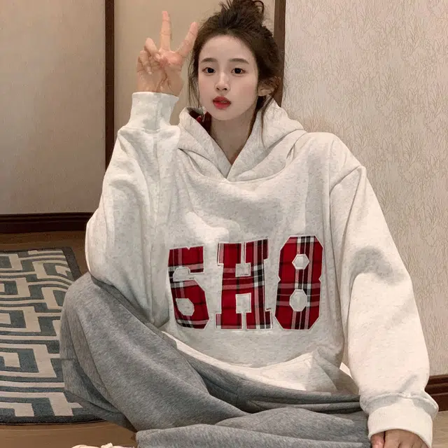 涂诗菲 美式加绒加厚宽松设计感刺绣连帽保暖长袖卫衣 女款