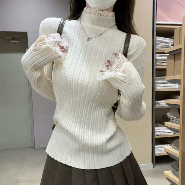 涂诗菲 韩版潮流时尚简约纯色舒适显瘦百搭慵懒风松弛设计感长袖针织衫 女款