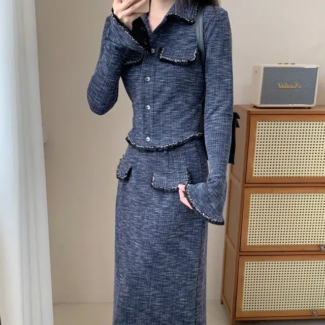 涂诗菲 法式小香风气质长袖上衣休闲简约设计感时尚百搭慵懒风舒适纯欲约会长裙裙装套装 女款