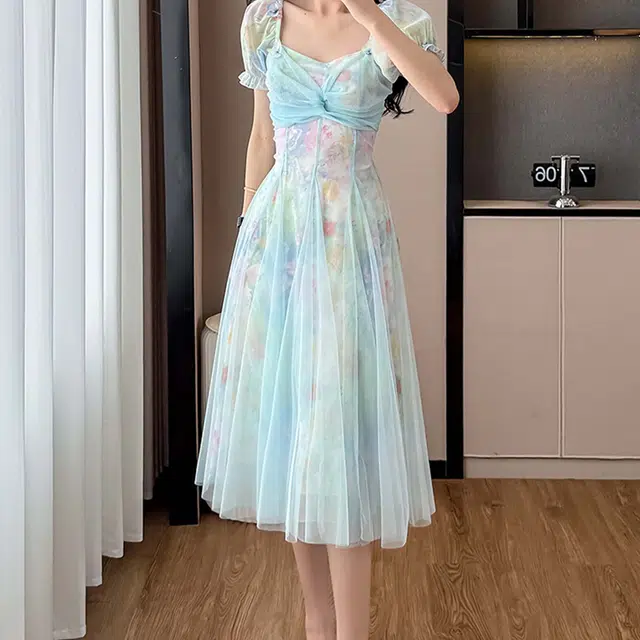 涂诗菲 甜美少女纯欲风收腰显瘦短袖连衣裙 女款