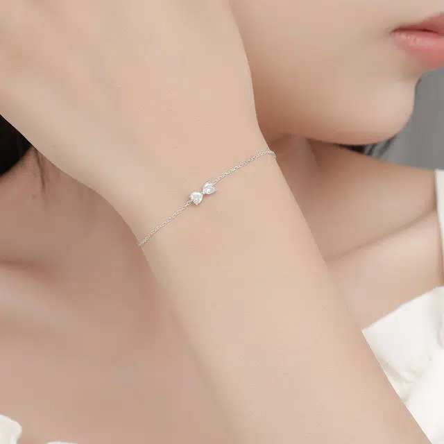 S925
