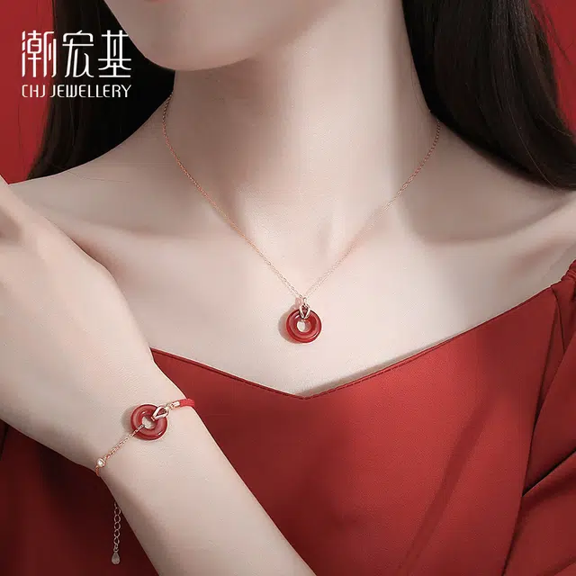 【转运上岸】 潮宏基 平安扣 新中式国潮 精致轻奢小众 招财纳福逢考必过 电镀不易脱色#好运 玛瑙 手链 女款