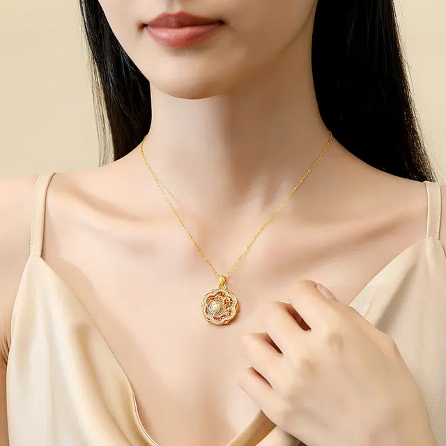 爱恒信 珍心玫瑰罗盘 足金 一口价 黄金项链 女款