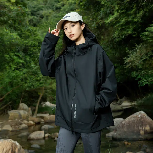 Skechers