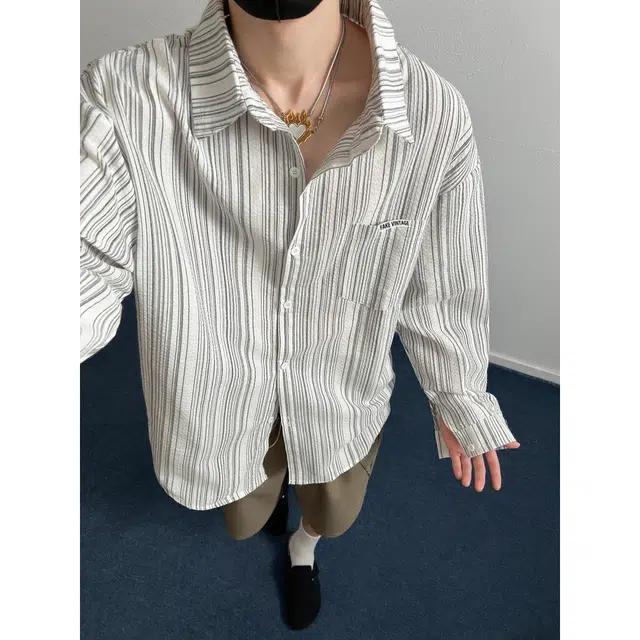 FAKE VINTAGE