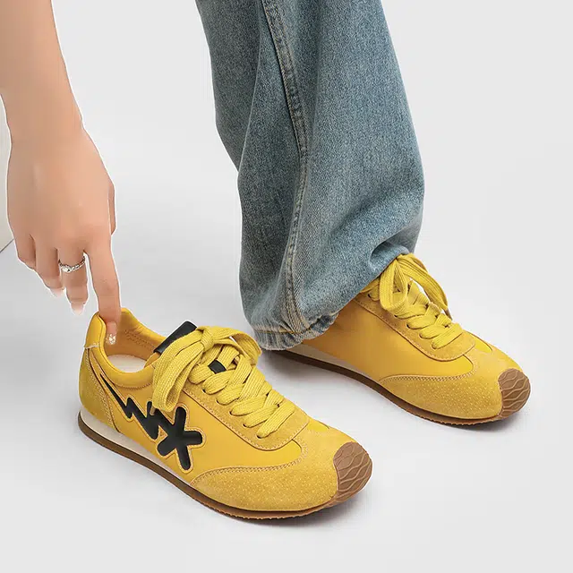 B.Duck Ballet Runner