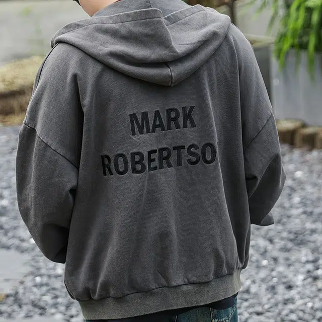 MARK ROBERTSON