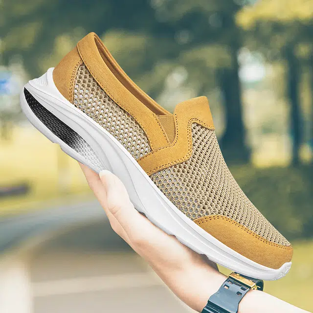 八哥 舒适百搭时尚潮流 防滑透气 低帮 生活休闲鞋 男款