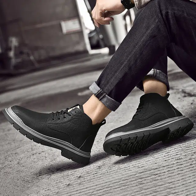 牛皮 通勤必备经典英伦风短筒耐磨舒适潮流个性商务休闲 短靴 男款