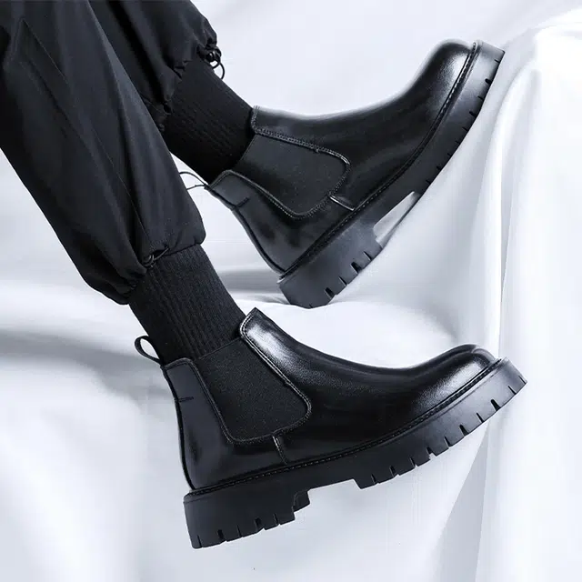 莫代尔 英伦风厚底高级感圆头套脚 一脚蹬时尚机车通勤百搭 短筒 切尔西靴 男款