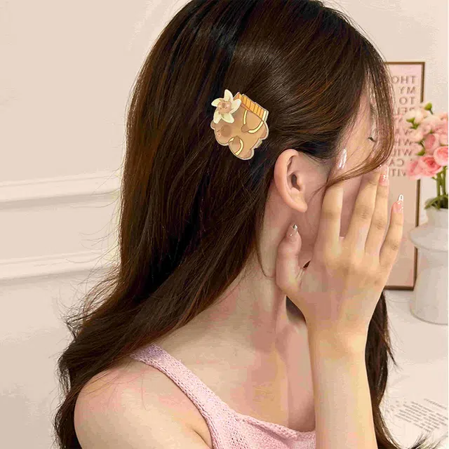 简应舒 卡皮巴拉水豚风扇 亚克力 发夹 男女同款情侣款