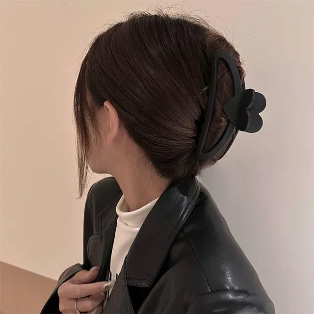 简应舒 百搭爱心缕空 亚克力 发夹 男女同款情侣款