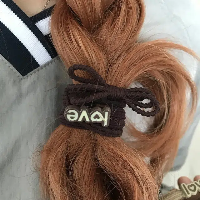 简应舒 英文字母多层 树脂 发圈 男女同款情侣款
