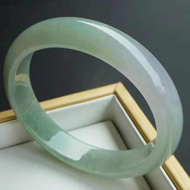 57.5mm 52.84g