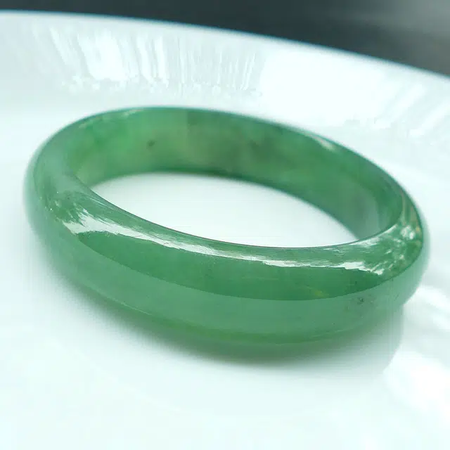 芳翠缘 老坑种椭圆形 糯种 翡翠手镯 女款