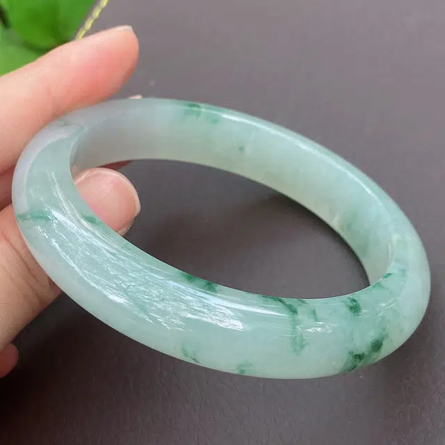 57.2mm57.00g