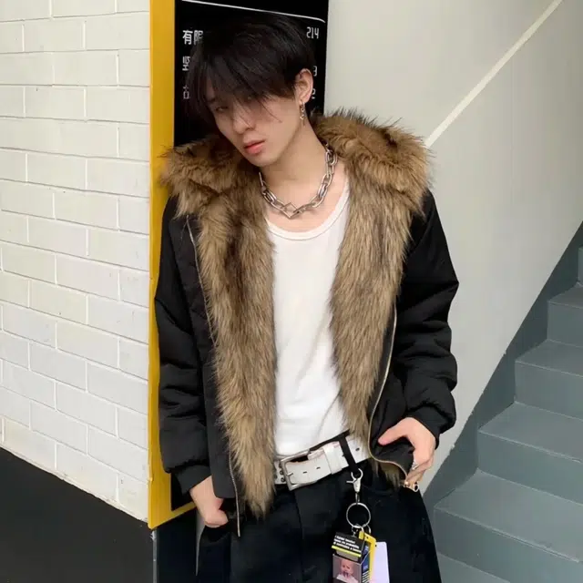 WEERE Vintage Fur Collar Zip Jacket