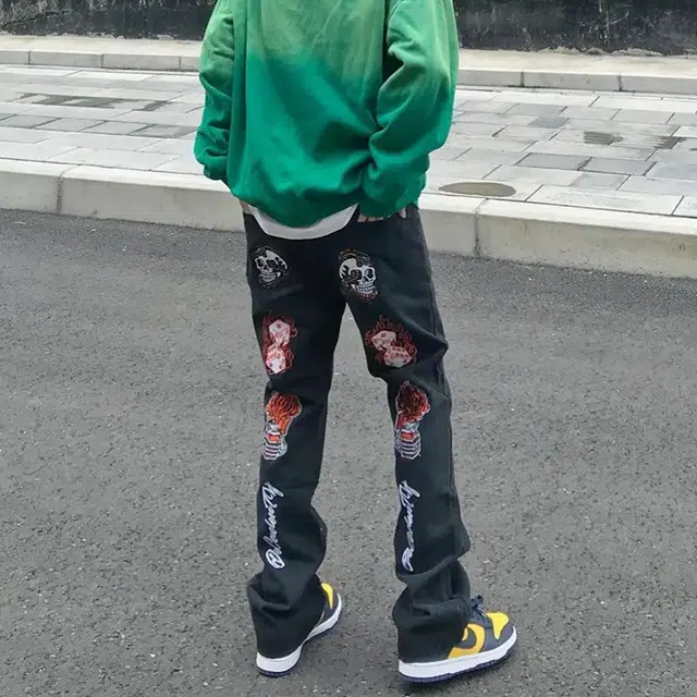 WEERE hiphop