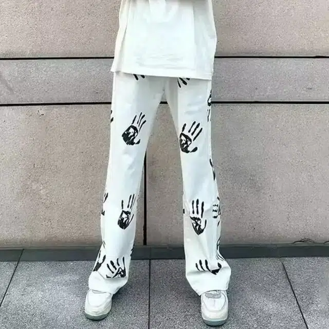 WEERE hiphop