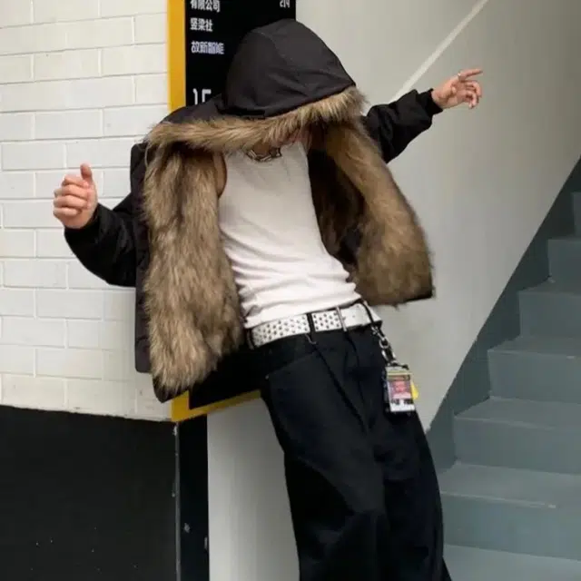 WEERE Vintage Fur Collar Zip Jacket