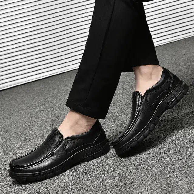 依米奴 头层牛皮 精致 商务英伦风 经典复古 真皮质感 高颜值 时尚潮流 脚感舒适 低调百搭 日常通勤  男士休闲 男款