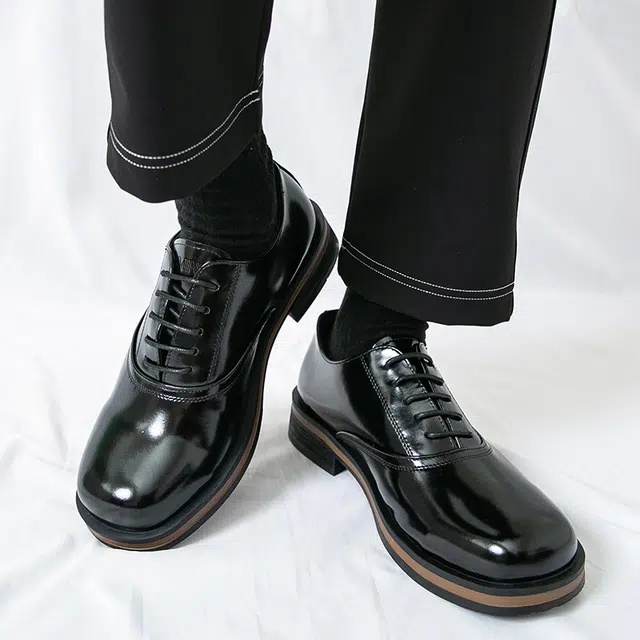 依米奴 高颜值 时尚潮流 脚感舒适 低调百搭 日常通勤 休闲鞋 男款