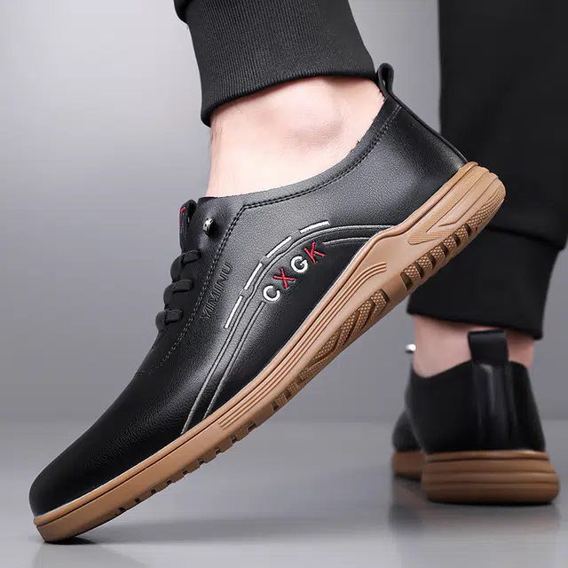 依米奴 高颜值 时尚潮流 舒适百搭 日常通勤 休闲鞋 男款 黑色