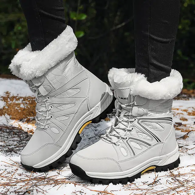 依米奴 高颜值 时尚潮流 脚感舒适 低调百搭 日常通勤 轻便 东北 简约帅气  户外靴 男款