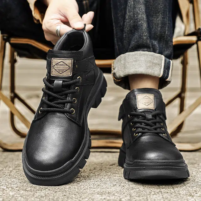 依米奴 皮革 高颜值 时尚潮流 舒适百搭 日常通勤 马丁靴 男款