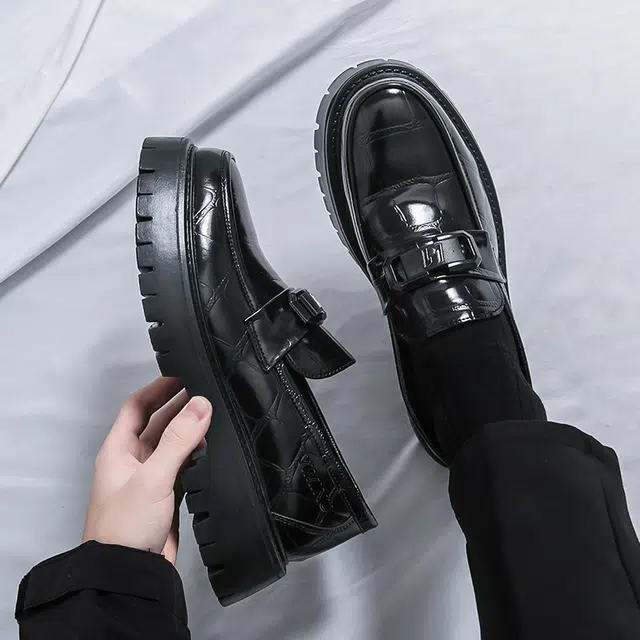 依米奴 牛皮革 高颜值 时尚潮流 脚感舒适 低调 休闲鞋 男款